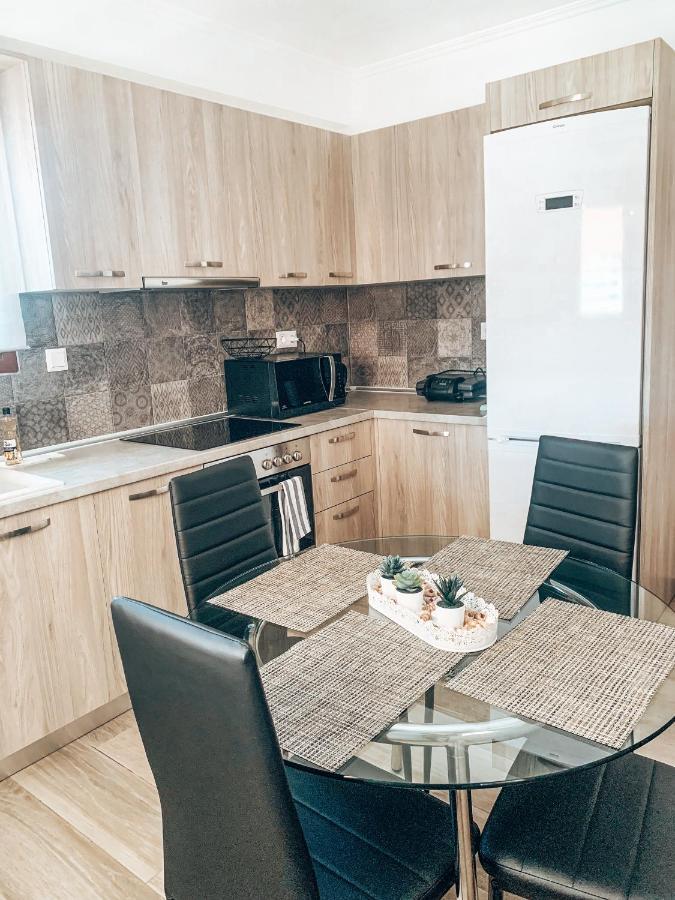 Siblings Apartments Nikíti Eksteriør bilde